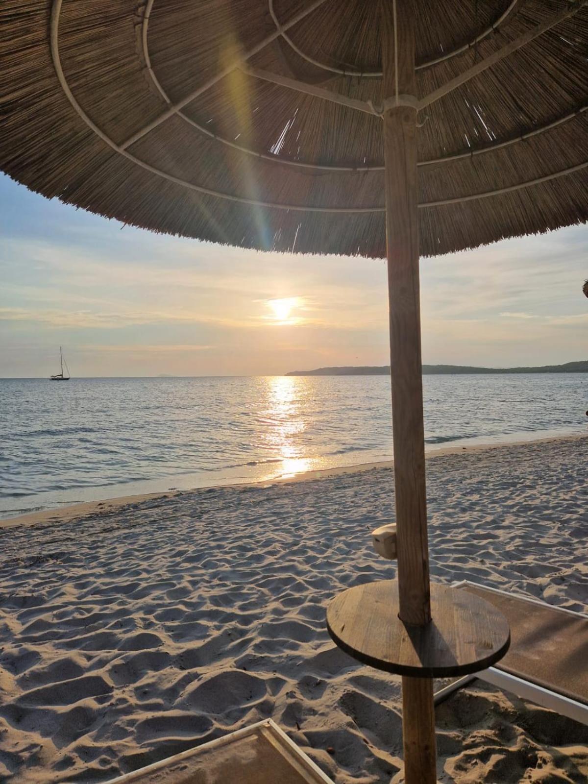 Casa Vacanza Mamaioa SantʼAnna Arresi Kültér fotó