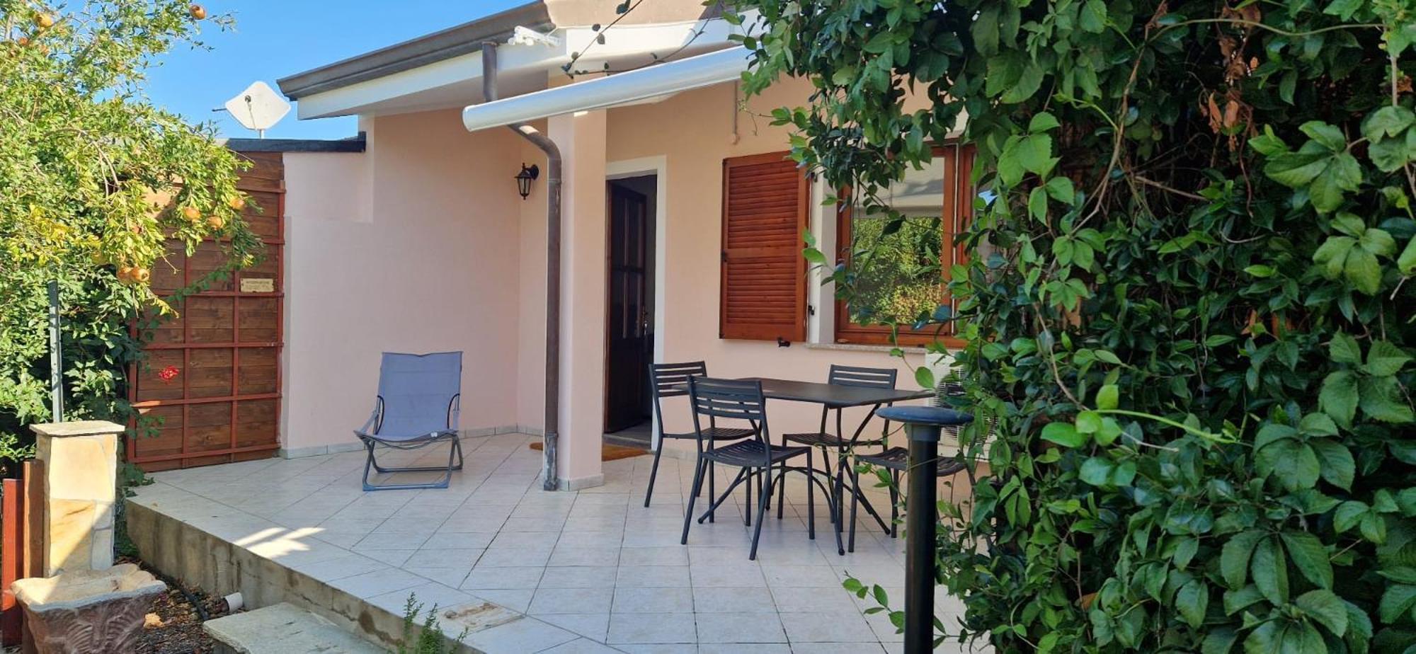 Casa Vacanza Mamaioa SantʼAnna Arresi Kültér fotó